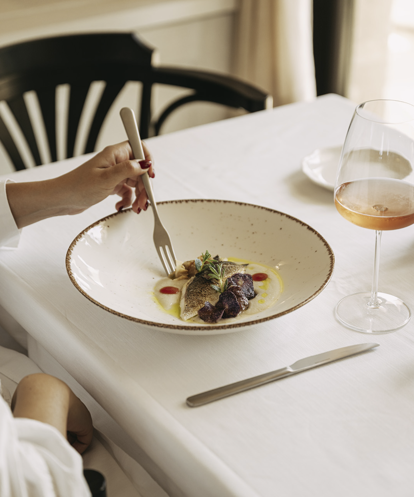 White Restaurant